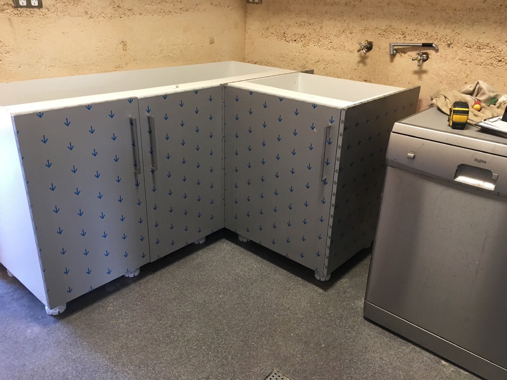 10 November 2018 Laundry Cupboards & Bench