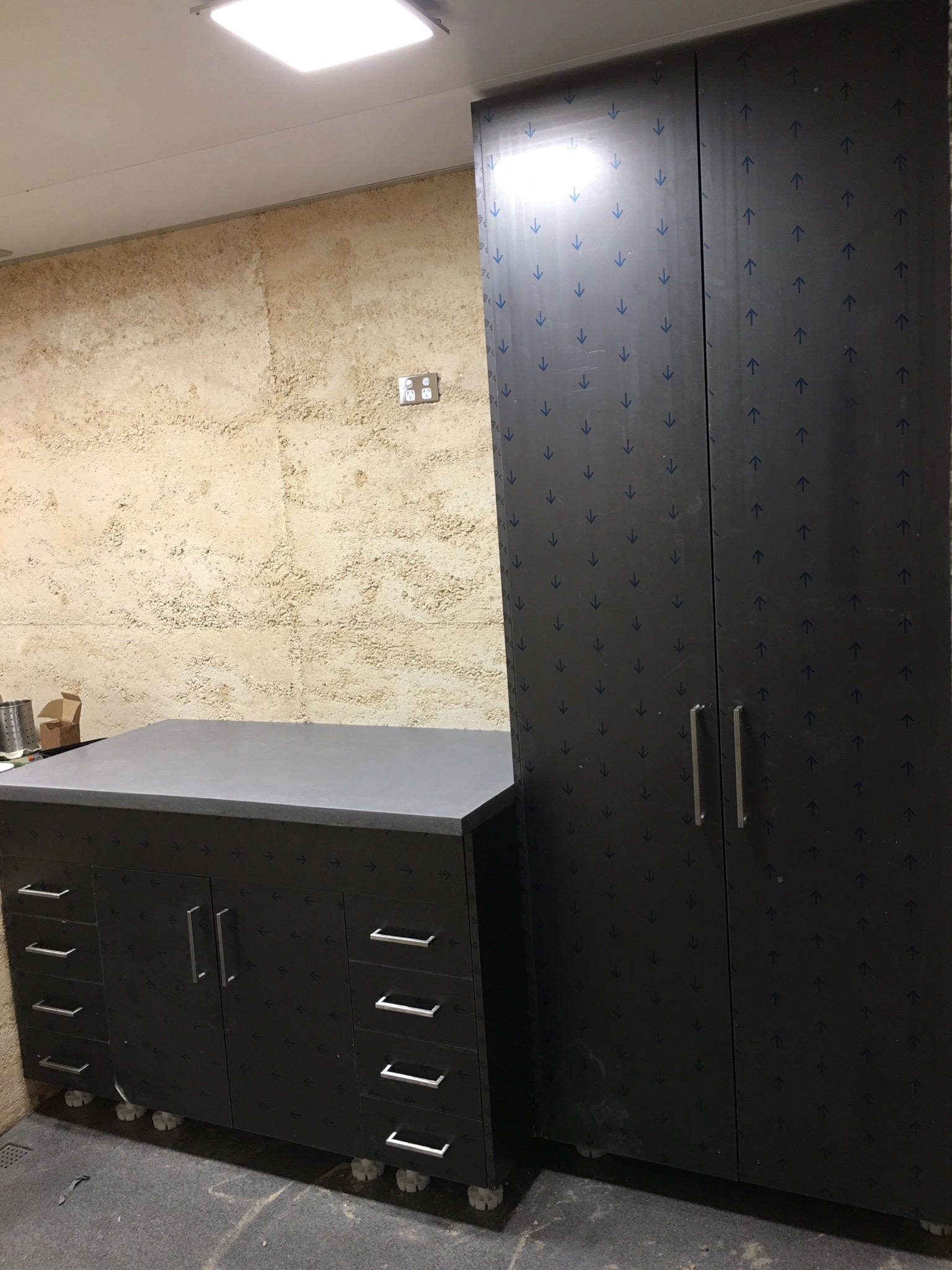 4 December 2018 Bathroom Bench