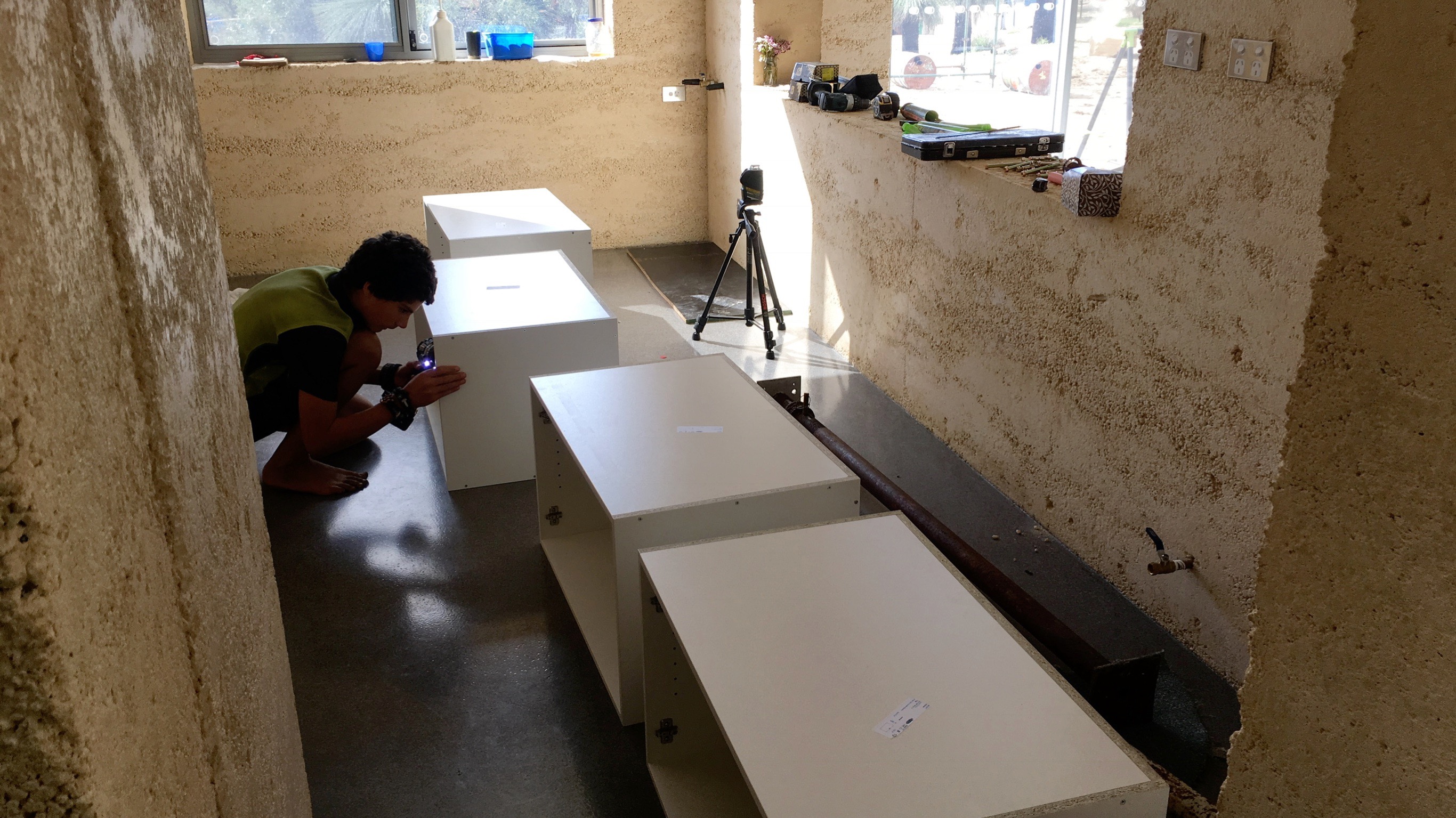 7 August 2018 Kitchen Cabinets assembly